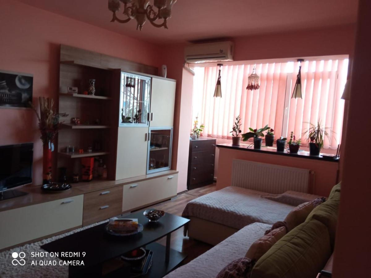 Floapart Constanta Luaran gambar